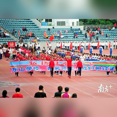 梅州喝酒开车事故视频最新
